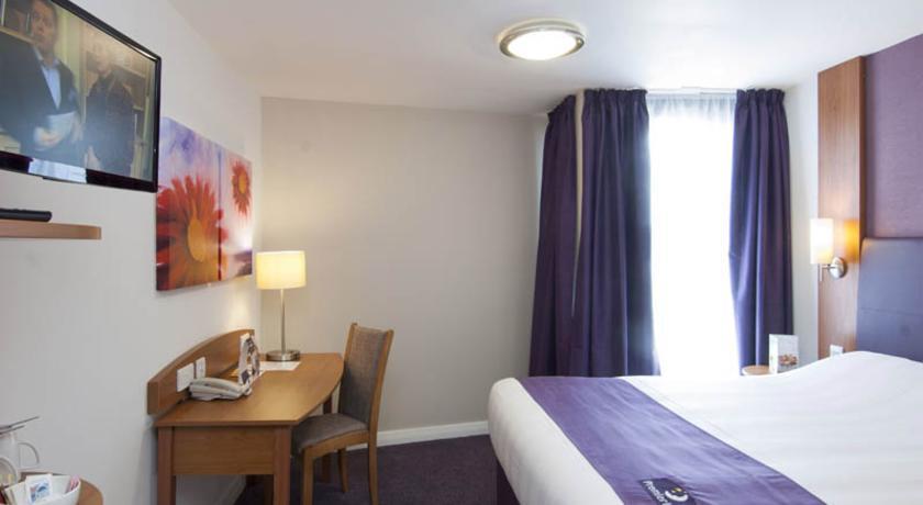 Premier Inn 우토제터 객실 사진