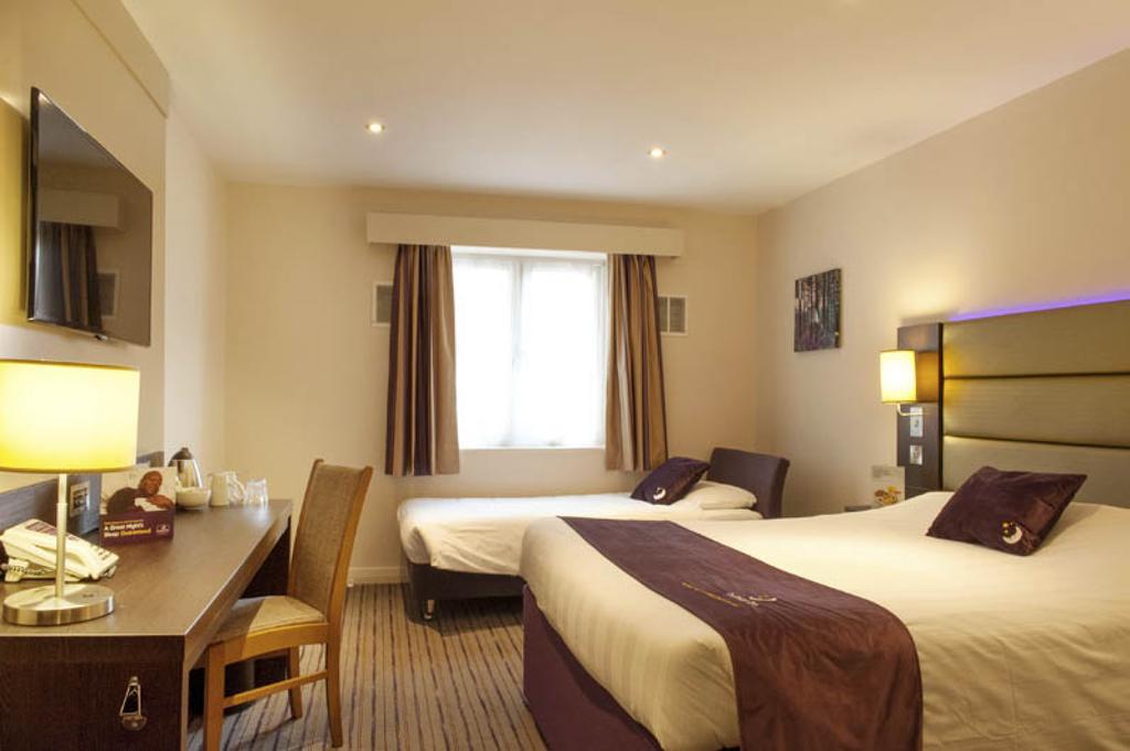Premier Inn 우토제터 외부 사진