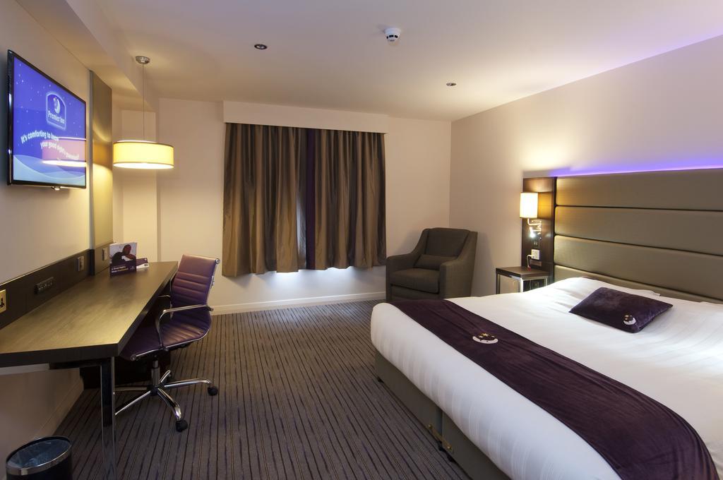 Premier Inn 우토제터 외부 사진