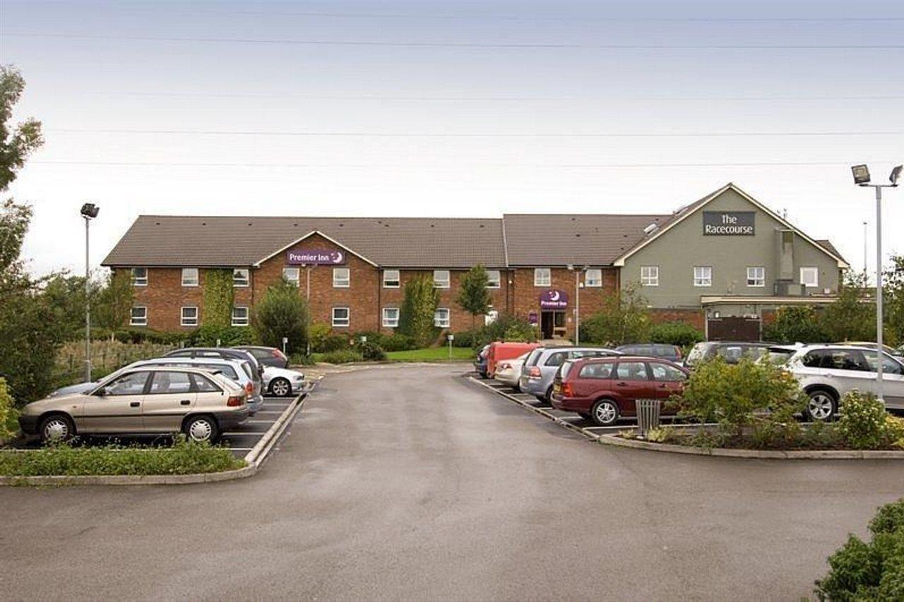 Premier Inn 우토제터 외부 사진