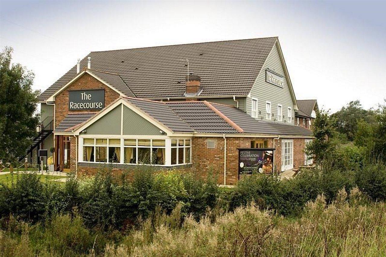Premier Inn 우토제터 외부 사진